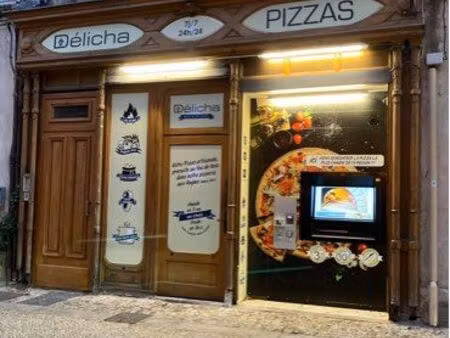 fond de commerce vide avec extraction