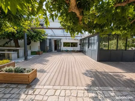 local 430 m² avignon
