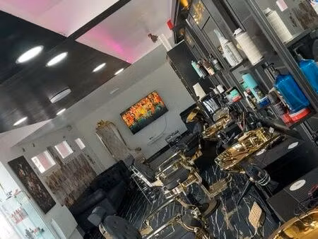 a vendre local coiffeur
