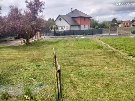 terrain de 845m2 à brie 80200