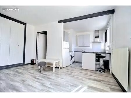 studio refait à neuf centre ville