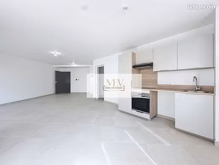 appartement 4 pièces 92 m²