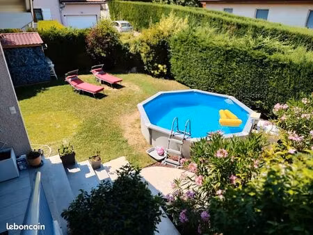 appartement-villa en attique 1er  jardin 150m2  balcon-terrasse 25m2  sud  vue dégagée alp