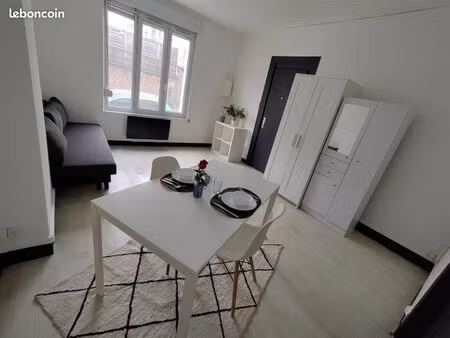 studio 1 pièce 23 m²