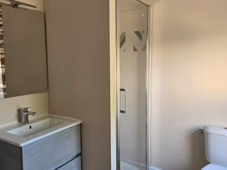 superbe studio entierement rénové