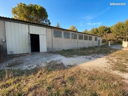bureaux 240 m² morieres les avignon