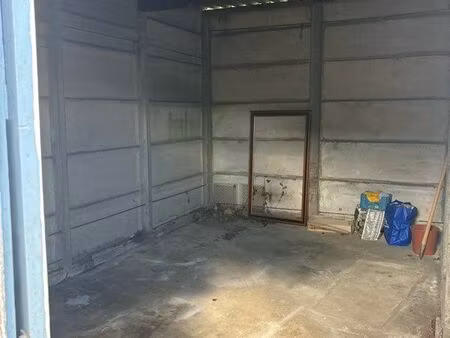 vend un garage