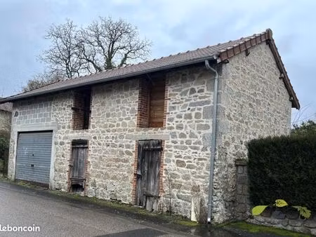 grange 60 m² sauviat sur vige
