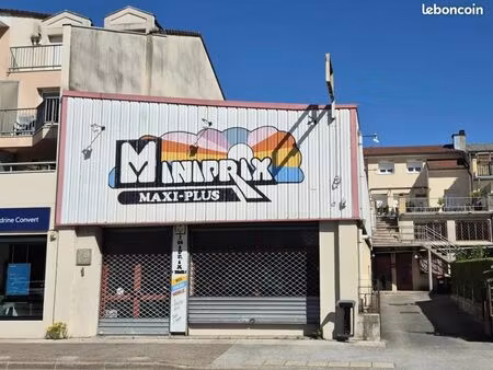 local commercial 435 m²