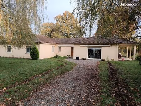 maison 5 pièces 195 m²
