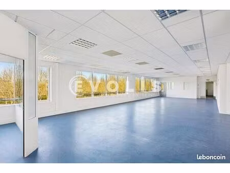 bureaux 140 m²