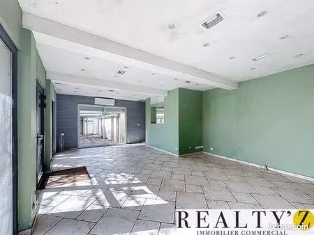 local commercial 78 m²