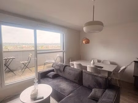 appartement 2 pièces  dernier étage