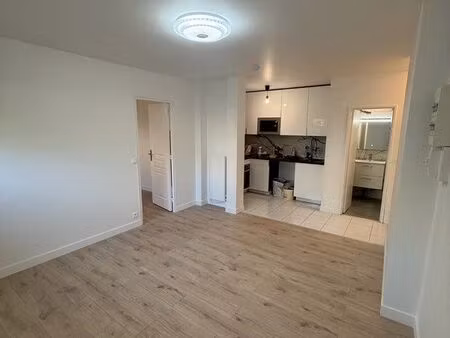 appartement de deux pièces