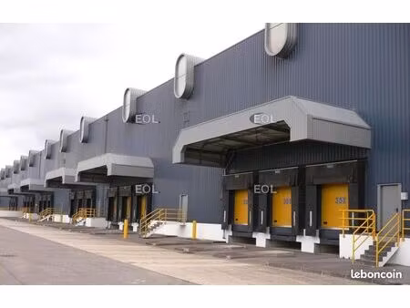 local logistique 3 980 m²