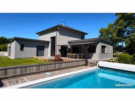 maison contemporaine avec piscine