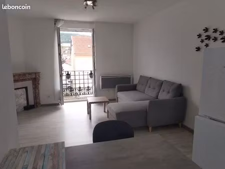 t2 avec 2 balcons
