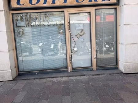 local commercial hyper centre poissy