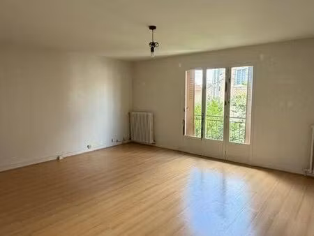 appartement 3 pièces 82 m²