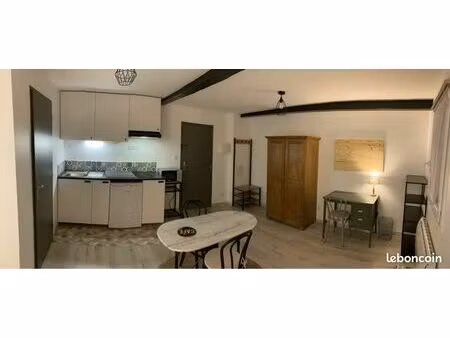 location studio équipé