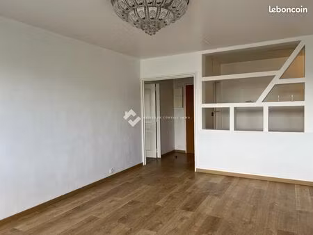 appartement 4 pièces 77 m²