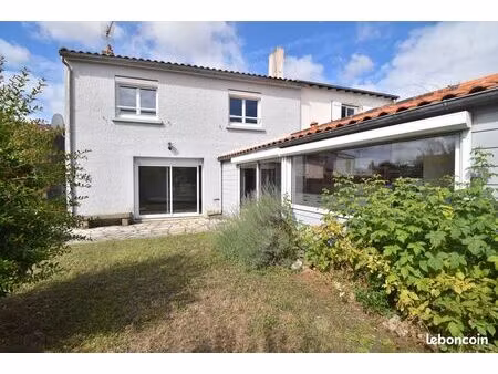maison 6 pièces 126 m²
