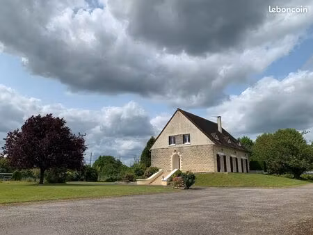 maison de 198m2 sur villers-cotterêts  quartier calme  proche centre ville