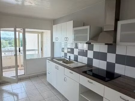appartement 3 pièces 64 m²