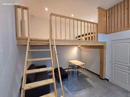 3 f1 bis centre-ville 25 m² + mezzanine