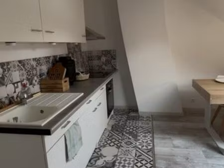 t2 rénové quartier saint jean de 45m2