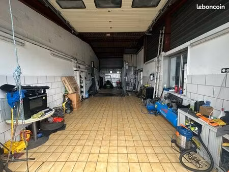 commerce à louer magnanville 100 m2