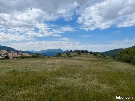 terrain 1 629 m² le brusquet