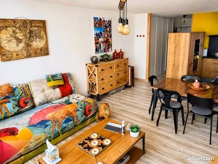 appartement 2 pièces – petite vue mer – emplacement exceptionnel aux sables-d’olonne