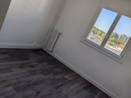 appartement t4