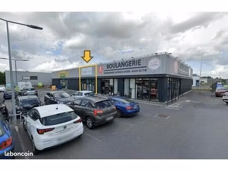 local commercial 131 m²