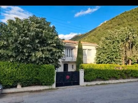 vends maison centre ville