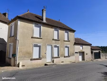 maison de village