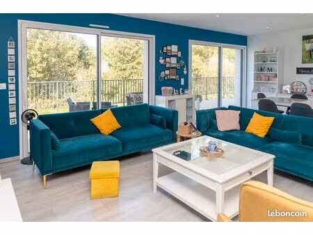 maison récente 2022 – 183 m² – 7 pièces modulables – dpe a – grande terrasse et garage - t
