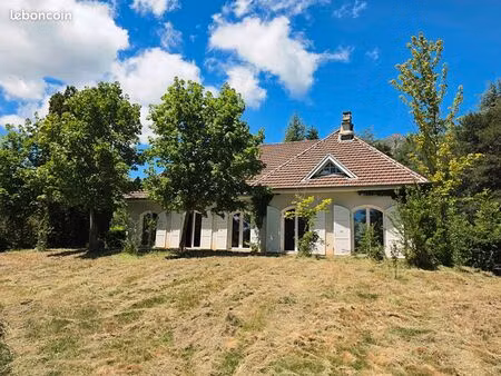 maison 6 pièces 114 m²
