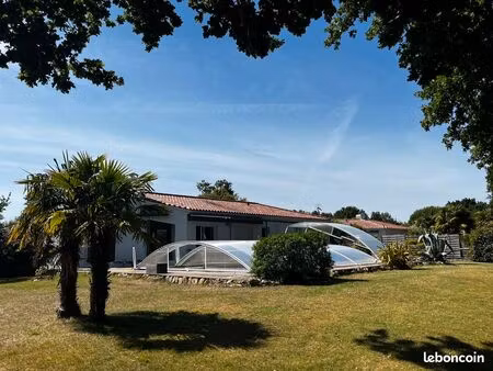 villa 5 pièces dans un cadre privilégié