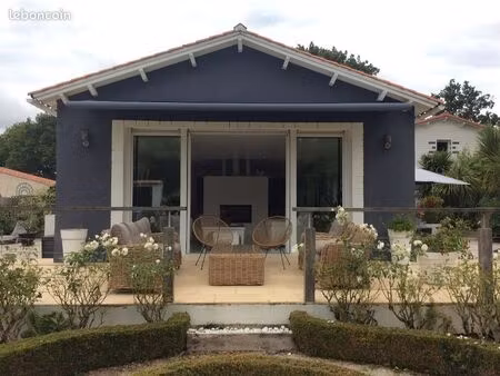maison a vendre 250 m²