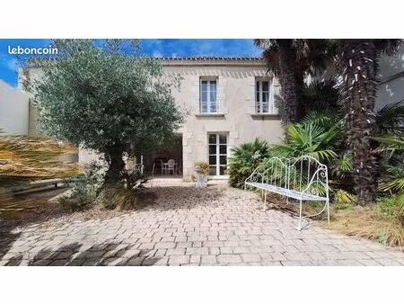 maison 3 pièces 95 m²