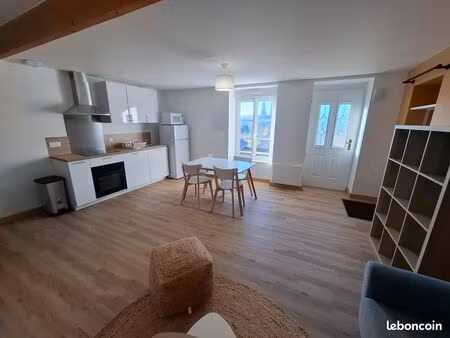 t2 saint laurent sur sèvre 1 chambre + petite chambre ou bureau