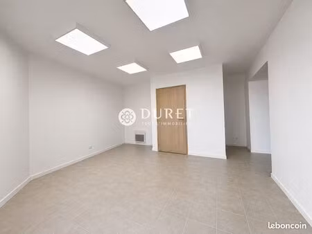 local 66 m² montaigu-vendée