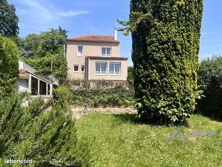 maison 5 pièces 111 m²