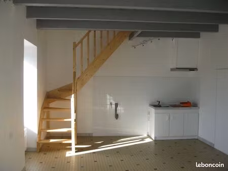maison de bourg t2 50m²  à ste florence