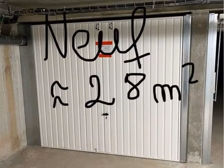 garage double 28m2 sécurisé