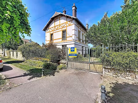 maison neauphle le chateau 8 pièce(s) 158 m2