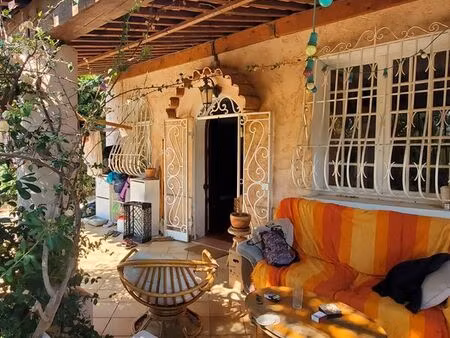 villa à hyères avec jardin