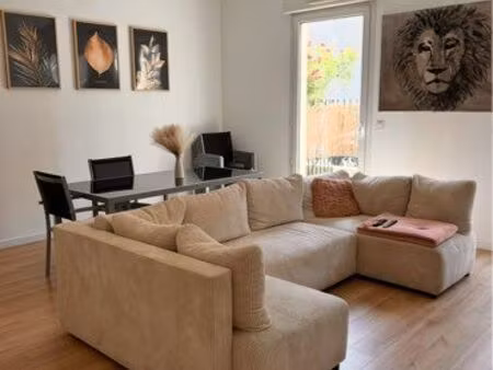 t2 meublé de 56 m² à hyères – disponible de septembre à juin
